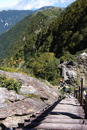 R0015708
