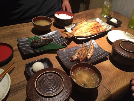 いつものご飯屋さんに “白米” を食べに