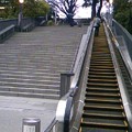 Photos: 日枝神社なう。参道の階段横にエスカレーター。