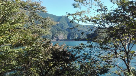 奥多摩湖