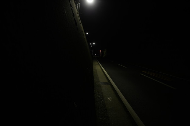 夜の坂道１