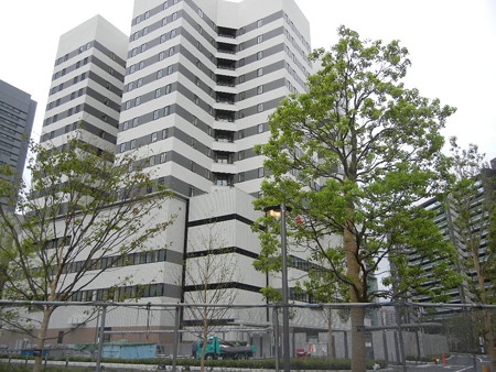 さいたま新都心の赤十字病院