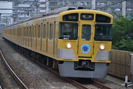 西武9000系@中村橋駅