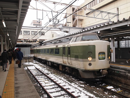 189系妙高 信越本線長野駅01