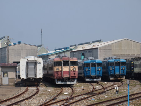 475系 松任工場01