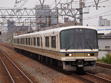 221系普通 東海道本線南草津駅01