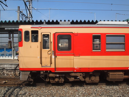 キハ40普通 磐越西線会津若松駅04
