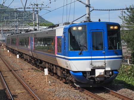 HOT7000系特急スーパーはくと 東海道本線島本駅