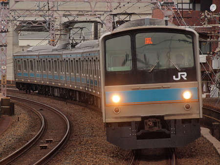 205系普通 阪和線美章園駅02