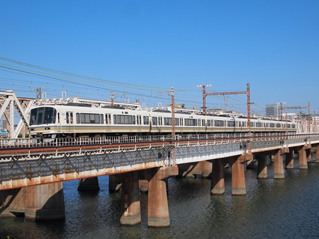 221系快速 東海道本線新大阪~大阪