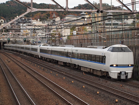 683系特急サンダーバード 東海道本線京都~山科