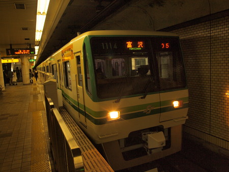 仙台市営地下鉄1000系南北線長町駅02