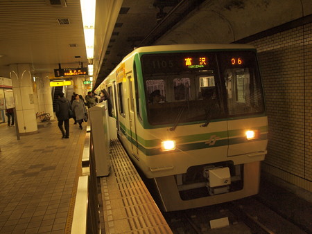 仙台市営地下鉄1000系南北線長町駅04