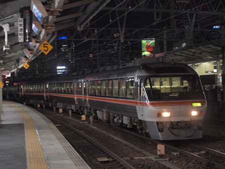 キハ85系特急ワイドビューひだ 東海道本線名古屋駅01