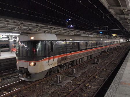 383系回送中央本線名古屋駅02