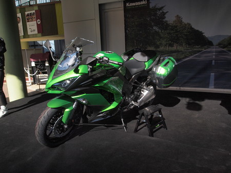Kawasaki Ninja02