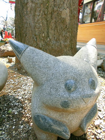 居木神社-16_キャラ-03ピカチュウ