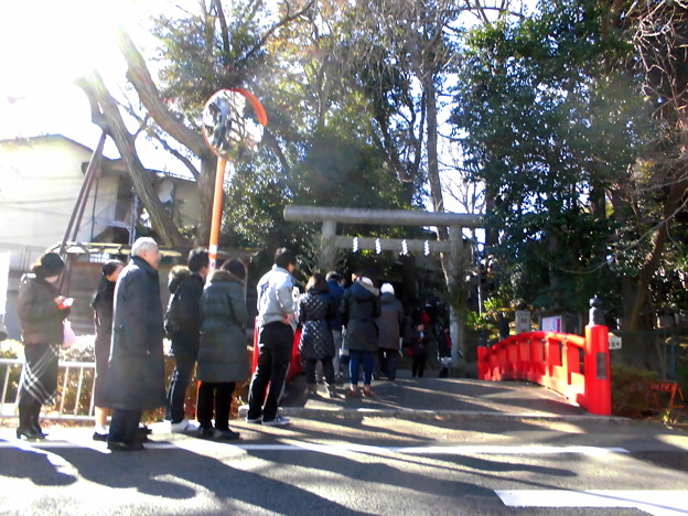 駒繋神社_2017 元日-01 行列