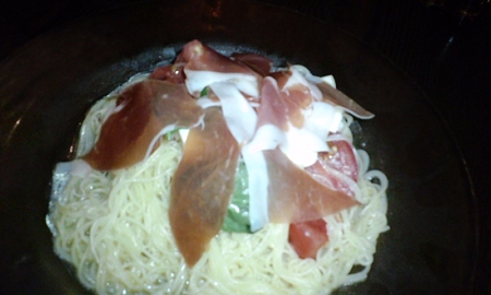 生ハムとバジルの冷製パスタ@Cafe La Boheme_お台場
