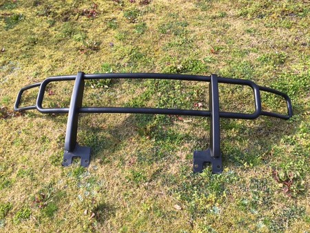 フロントがーガード　艶消し黒　再塗装