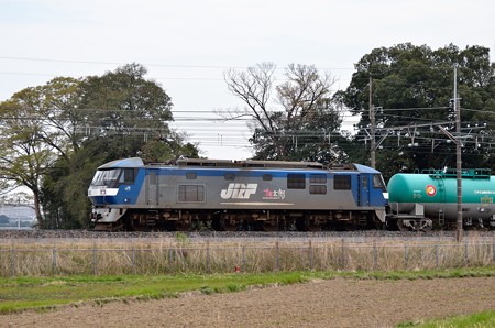 EF210-161牽引石油列車