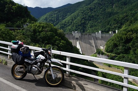 礼内川ダム