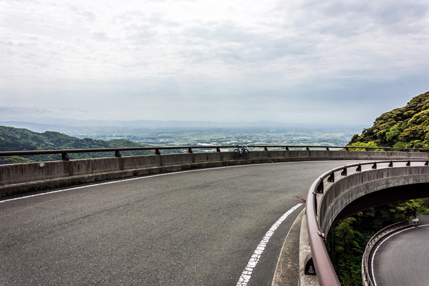 林道終点のループ橋