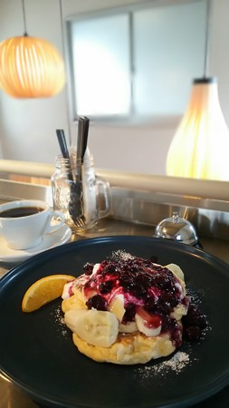 NAKAMACHI CAFE (1)