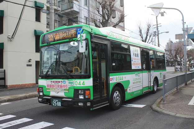 神戸市営バス　044号車