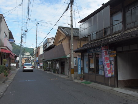 P9235810