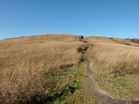 PB057122