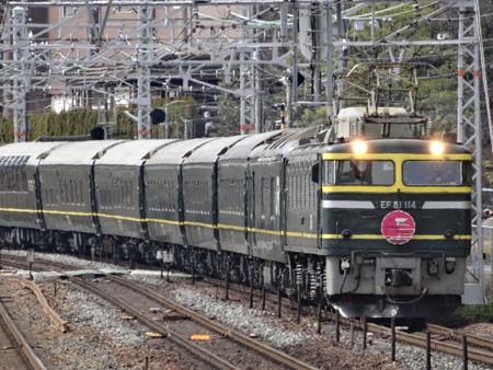 EF81-114