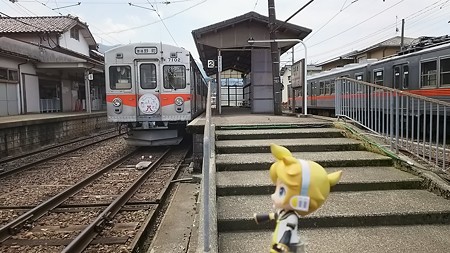 レン:「それじゃ、野々市駅まで戻るよー!」 ■鶴来 10:50 → 野々...