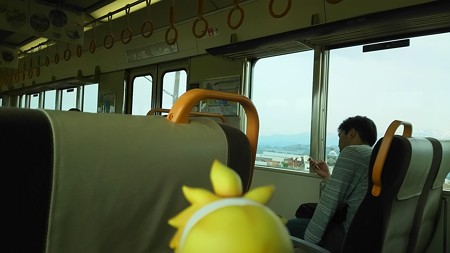 東滑川→魚津間。 レン:「右側は、立山連峰が迫ってきたよ」