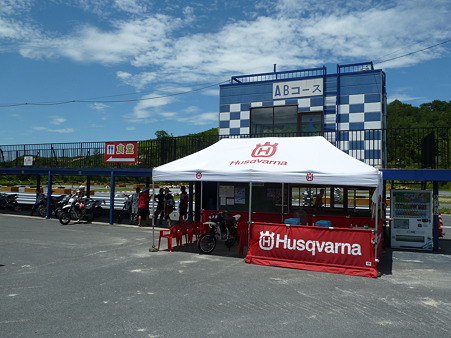 モタード走行会名阪2010 009