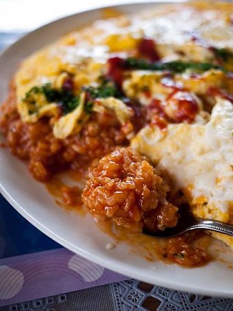 びっくりオムライス