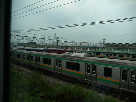 E231系グリーン車車窓5