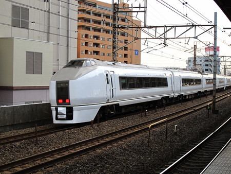 651系(亀有駅)