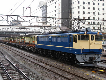 ＥＦ６５－１１０７＋チキ（八王子駅）２