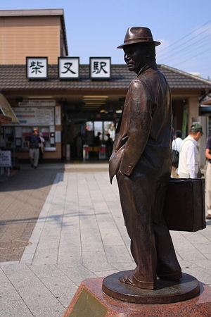 柴又ｰ1　寅さん像