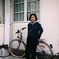 Photos: パリ郊外の自宅で姪10歳
