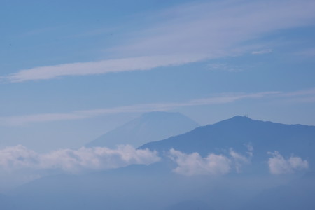 2016.11.01　駅前　富士山　センサーに塵