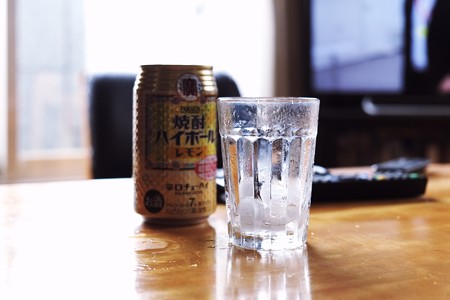 2016.11.01　居間　雨即席麺TVとこれ
