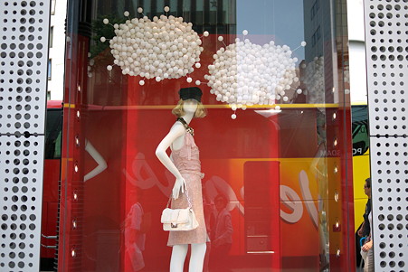 2010.08.01　銀座　ショーウィンドウ