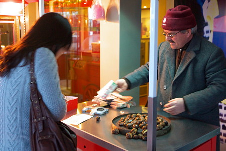 2011.01.26　トルコ　カッパドキア→アンカラ　ドライブイン・正直な焼き栗屋さん