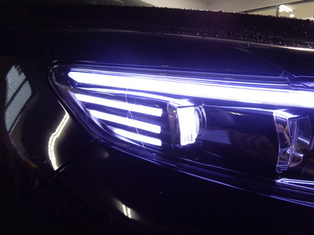 ハリアー　埼玉県　サイドマーカー３本ライン・サイドレンズＬＥＤ加工