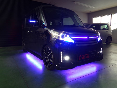 スペーシア　福井県　アンダーネオン取付９
