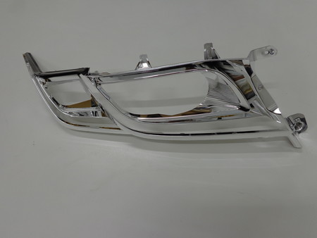 アルファード３０　ヘッドライトインナーブラックアウト　塗装前１