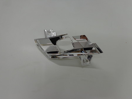 アルファード３０　ヘッドライトインナーブラックアウト　塗装前５