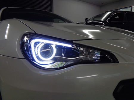 ＢＲＺ　ＳＴＩ　千葉県　ヘッドライト加工　イカリング＆ＮＥＷアウディ風ＬＥＤ　ホワイト